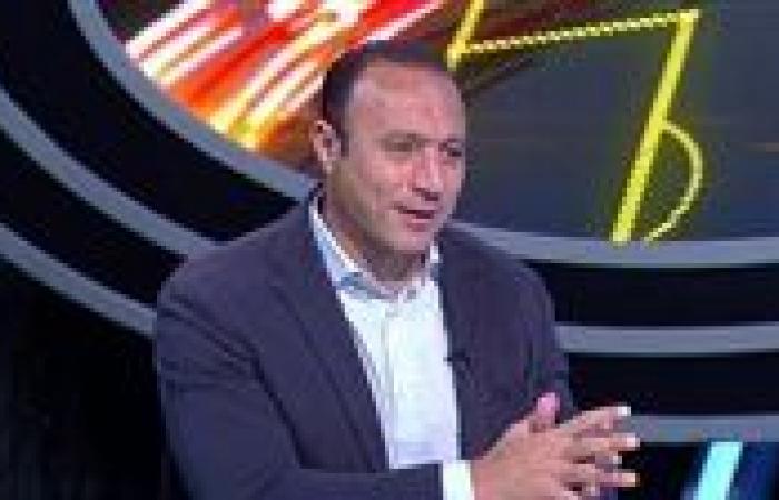 نادر
      السيد:
      أسامة
      نبيه
      كان
      يجب
      أن
      يعتذر
      للجمهور