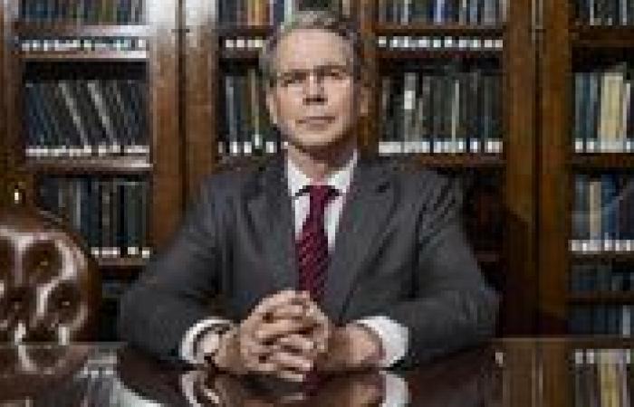 الولايات
      المتحدة
      تتهم
      بوتين
      بعدم
      الصراحة
      مع
      ترامب
      وتلوّح
      بعقوبات
      كبرى