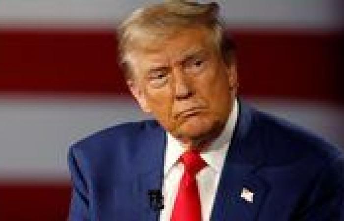 ترامب
      يلوّح
      بغزو
      بري
      ضد
      فنزويلا
      ويتهمها
      بتهريب
      الفنتانيل