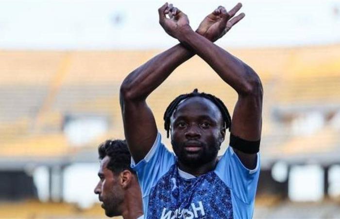 ياسين
      منصور
      يقود
      مفاوضات
      الأهلي
      لضم
      فيستون
      ماييلي