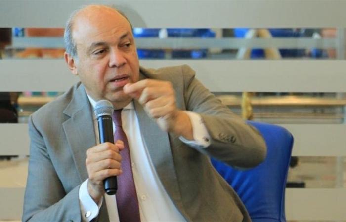 "الحفنى":
      افتتاح
      المتحف
      المصرى
      الكبير
      علامة
      مضيئة
      فى
      سجل
      إنجازات
      الدولة
      المصرية