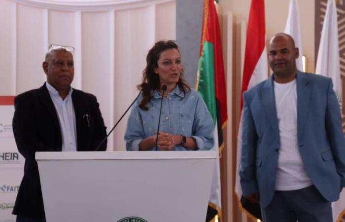 نائب محافظ الجيزة تتفقد فعاليات معرض التمور الثامن.. صور