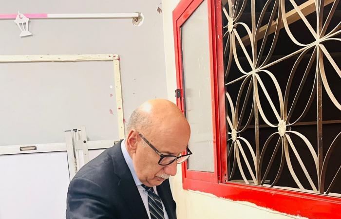 رئيس مجلس القضاء الأعلى يُدلي بصوته في انتخابات مجلس النواب 2025