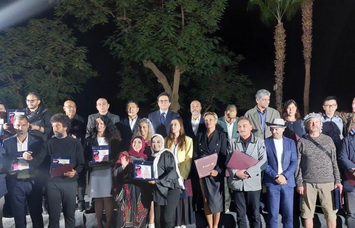 وزير الثقافة يشهد ختام “ملتقى الأقصر الدولي للتصوير” وافتتاح المعرض الختامي