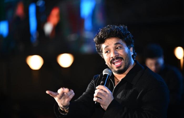 بالصور..
      مصطفى
      حجاج
      يواصل
      تألقه
      في
      ويشعل
      حفله
      الثاني
      بال
      "كريسماس"
      فى
      العاصمة
      الجديدة