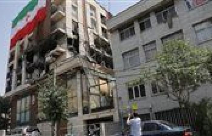 انقطاع الاتصالات في إيران وازدواجية الخطاب الرسمي