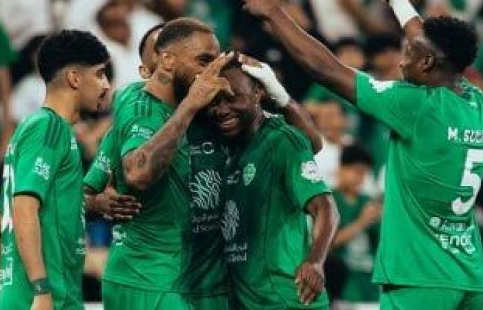 الأهلي يكتسح الاتفاق برباعية ويرتقي لوصافة الدورى السعودى.. فيديو