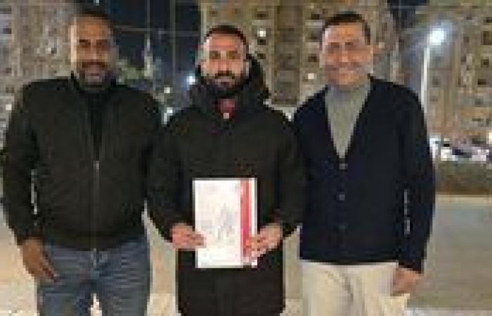 أسوان يضم أمير حجازي لاعب وسط دلفي موسم ونصف