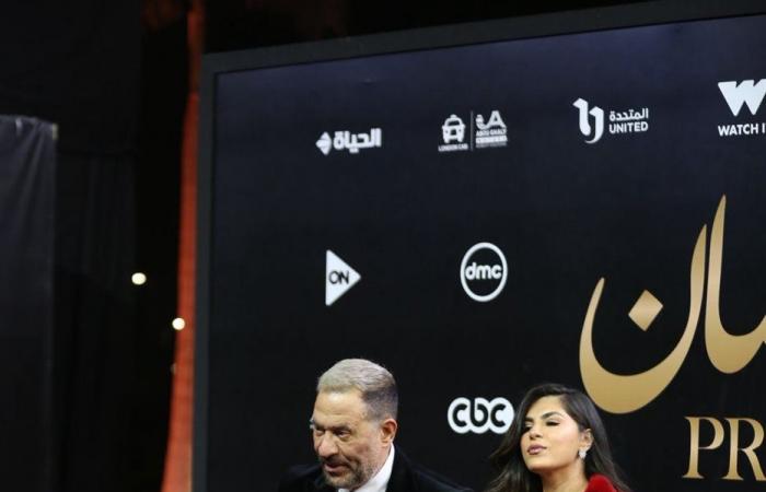 ماجد المصري وزوجته على السجادة الحمراء لحفل المتحدة لمسلسلات رمضان 2026