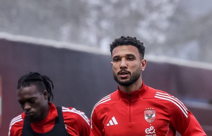 مران الأهلى.. الظهور الأول لهادى رياض وكامويش.. واستمرار أشرف دارى