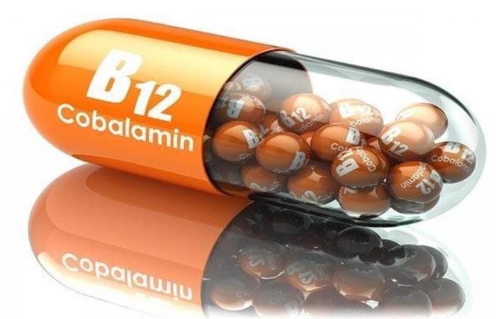 نقص فيتامين ب12: الأعراض المبكرة ولماذا يعاني منه النباتيون؟