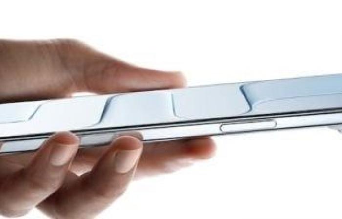 آبل تؤجل iPhone Air 2 رغم التسريبات.. وiPhone 18 فى الواجهة