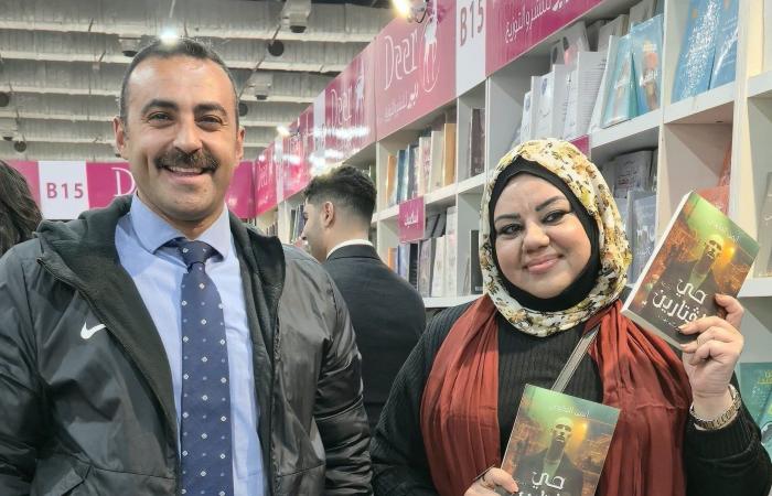 أيمن العايدي يُوقّع أحدث رواياته للقراء بمعرض الكتاب بحضور اللواء وليد السيسى.. صور