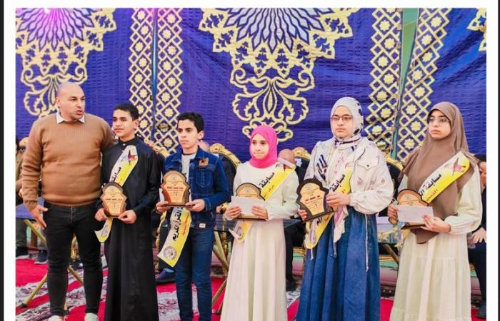 تكريم الفائزين فى مسابقة حفظ القرآن بمركز شباب الشهيد النقيب محمود نجدي