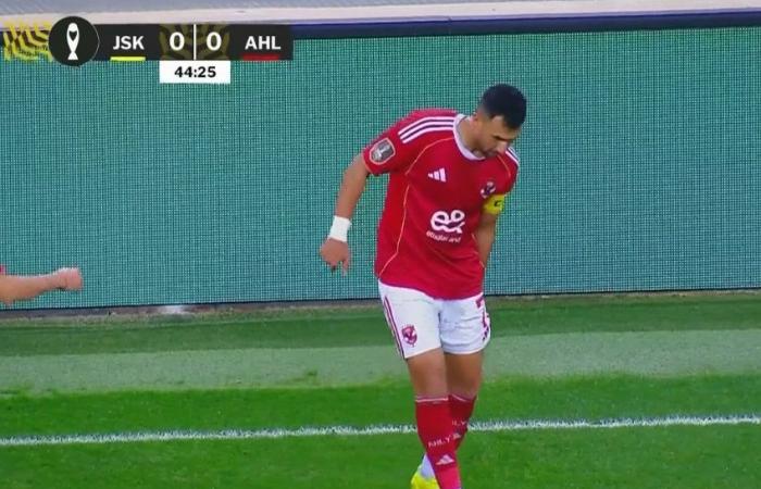 الاهلي.. إصابة تريزيجيه وخروجه من مباراة الأهلي وشبيبة القبائل قبل نهاية الشوط الأول