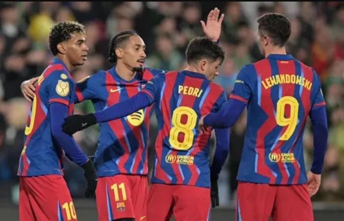 برشلونة يسعى للحفاظ على صدارة الدوري الإسباني أمام ريال مايوركا