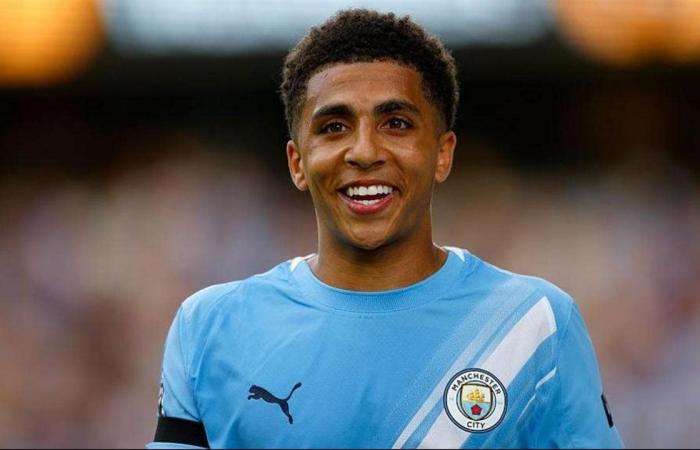 ريكو لويس يدرس الرحيل عن مانشستر سيتي واهتمام واسع من أندية البريميرليج