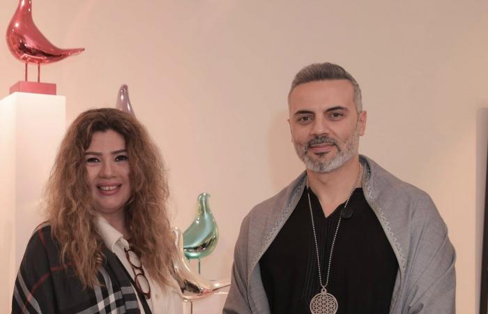 أحمد فريد من معرضه: لوحاتى تطرح سؤالًا حول بناء الإنسان