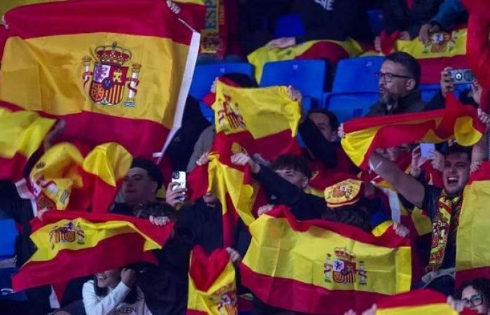 اتحاد الجاليات الإسلامية في كتالونيا يدين هتافات مباراة مصر وإسبانيا