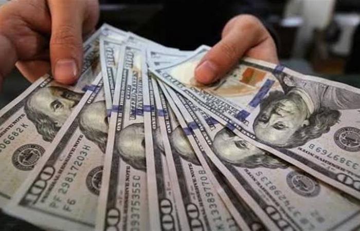 سعر الدولار الآن 1 إبريل 2026 مقابل الجنيه المصري في البنوك والصرافات