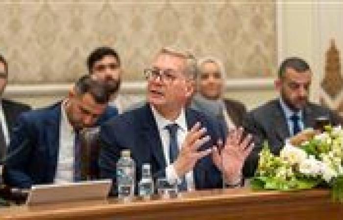 البترول: تفعيل مناقشات تمكين الشباب بالمائدة المستديرة ووضع آليات تنفيذية لمخرجاتها