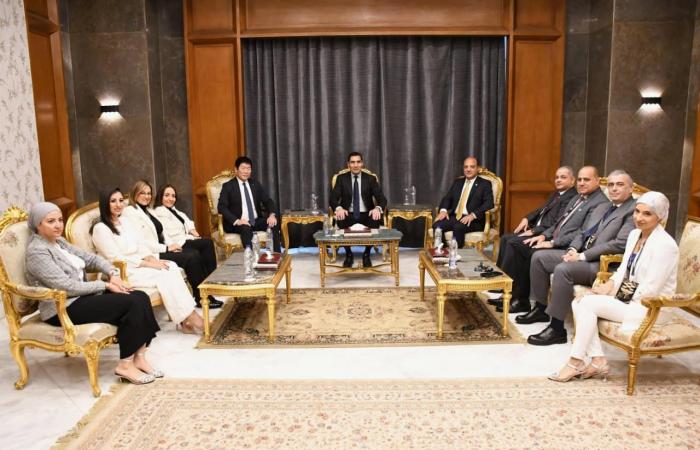 انطلاق بطولة كأس العالم للجمباز الفني بحضور وزير الرياضة ورئيس الاتحاد الدولي