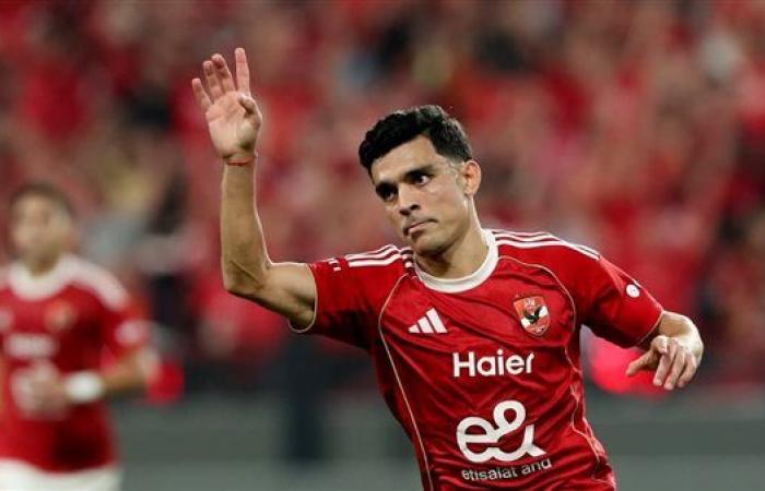 الأهلي يدرس رحيل بن شرقي في الصيف لتخفيف عدد الأجانب