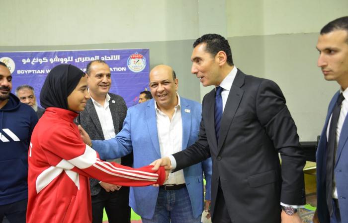 وزير الشباب والرياضة يدعم أبطال الووشو كونغ فو بعد إنجاز بطولة العالم
