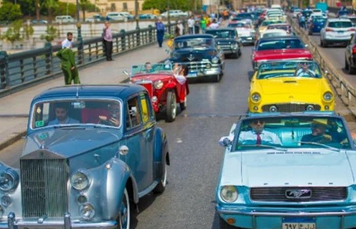 احتفالا بمرور 102 عامًا.. إقامة الكرنفال السنوي للسيارات الكلاسيكية النادرة بنادي السيارات