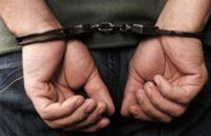 طالب كفر الشيخ يروج شهادات وهمية على الفيسبوك