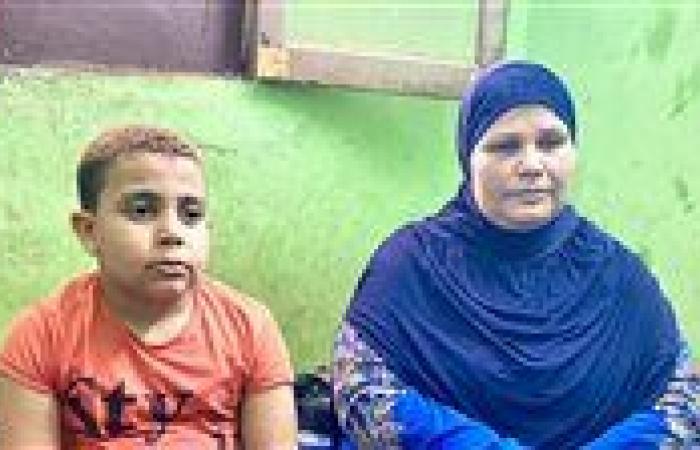 أول تعليق لمدير المنيا التعليمية على واقعة " بيع الشنطة بسندوتش " : التحقيقات تكشف عكس ما تم تداوله