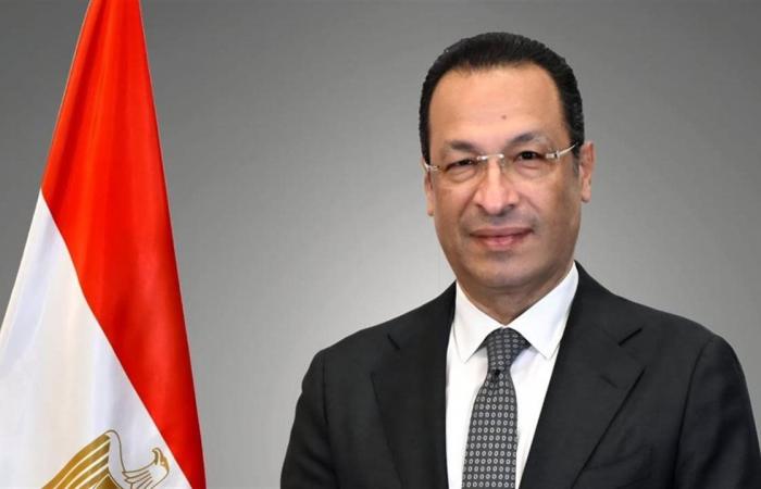 وزير الاتصالات يشهد تخريج دفعات جديدة من «أجيال مصر الرقمية» بجامعة القاهرة