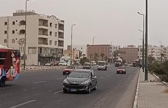 "مياه البحر الأحمر" تواصل سحب تجمعات الأمطار بمدينة القصير