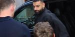ليفربول يودع محمد صلاح بحفل خاص قبل الرحيل.. صور