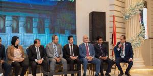 نائب
      محافظ
      سوهاج
      يشارك
      في
      المؤتمر
      السابع
      للصيادلة
      المصريين
      بمحافظة
      قنا
      ويشيد
      بدور
      "حياة
      كريمة"
      في
      تعزيز
      القطاع
      الصحي
