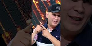 الشاب
      #رشدي
      ..
      "
      هذا
      العام
      تعلمت
      الذبــــ
      يحة
      والسليخة
      ..
      خسرت
      شوية
      الكبش
      بصح
      سقمها
      صحبي"