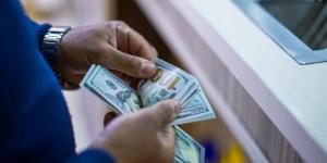 استقرار
      الدولار
      في
      ختام
      تعاملات
      الصرافات
      المصرية
      اليوم