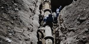 "مياه الأقصر" تدفع بسيارات مياه لاستكمال أعمال تطوير شبكات نجع علوان