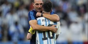 سكالوني يستقر على 22 لاعبًا في قائمة الأرجنتين لمونديال 2026