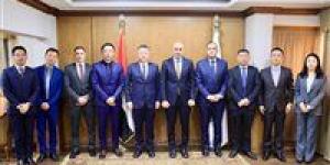 وزير التعليم يبحث مع شركة هواوي تطوير البنية التكنولوجية.. دعم الذكاء الاصطناعي يصل لكل طالب