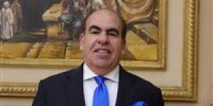 ياسر الهضيبي: قرار حظر سفر المصريات للعمل المنزلي بالخارج يحمي كرامة المرأة ويعزز حقوق الإنسان