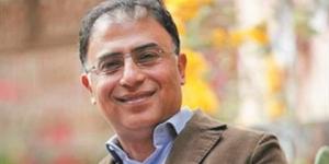 أشرف العشماوى: حكايات مواليد حديقة الحيوان تحمل عالمًا مكثفًا