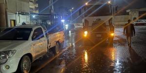 فى ساعة متأخرة .. محافظ الشرقية يتابع أعمال سحب وشفط مياه الأمطار