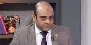 خبير علاقات أسرية: الأب يمثل عنصر الحماية والتوجيه الأساسي في أي أسرة