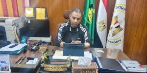 وكيل "شباب القليوبية" يبحث مع مديري الإدارات حزمة مبادرات مجتمعية