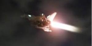 الإمارات: استهداف مبنى شركة اتصالات بالفجيرة والتعامل مع سقوط شظايا بمدينة أبوظبى