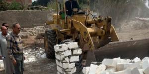 إزالة 15 حالة تعدٍ في المهد وتكثيف حملات النظافة بمدينة القرنة بالأقصر