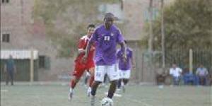 جيمس تيدي.. رحالة نيجيرية لمع بالدوري الممتاز واستقر مع بشتيل بالقسم الثالث