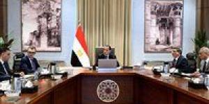 رئيس الوزراء يتابع الموقف المالي للهيئة المصرية للشراء الموحد وسداد مستحقات الشركات الموردة