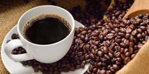هل تشرب القهوة فور الاستيقاظ؟.. خبراء يكشفون التوقيت الأخطر